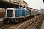 MaK 1000033 - DB "211 015-3"
27.03.1987
Bielefeld, Hauptbahnhof [D]
Edwin Rolf