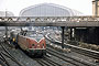 MaK 2000016 - DB "220 016-0"
29.06.1981 - Hamburg, HauptbahnhofThomas Gottschewsky