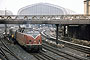 MaK 2000016 - DB "220 016-0"
29.06.1981 - Hamburg, Hauptbahnhof
Thomas Gottschewsky