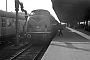 MaK 2000017 - DB "V 200 017"
10.05.1961 - Hannover, Hauptbahnhof
Hans Schmidt (†) (Archiv Jens Grünebaum) MaK 2000017 - DB "V 200 017"
10.05.1961 - Hannover, Hauptbahnhof
Hans Schmidt (†) (Archiv Jens Grünebaum)