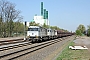Vossloh 5001735 - RBH Logistics "907"
08.04.2011 - Duisburg-Wanheim-Angerhausen, Bahnhof
Henk Zwoferink